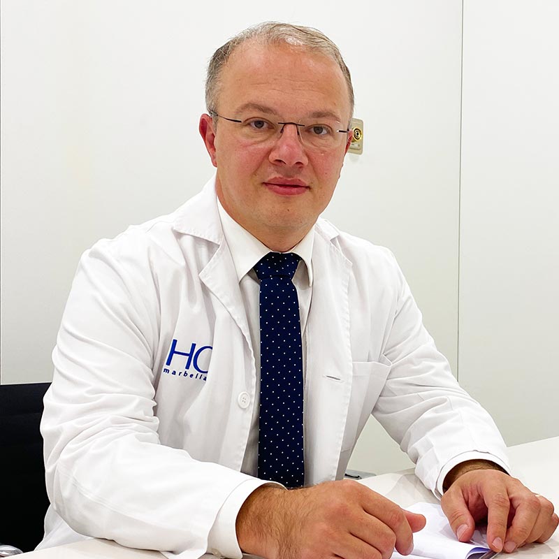 Dr. Marius Negru