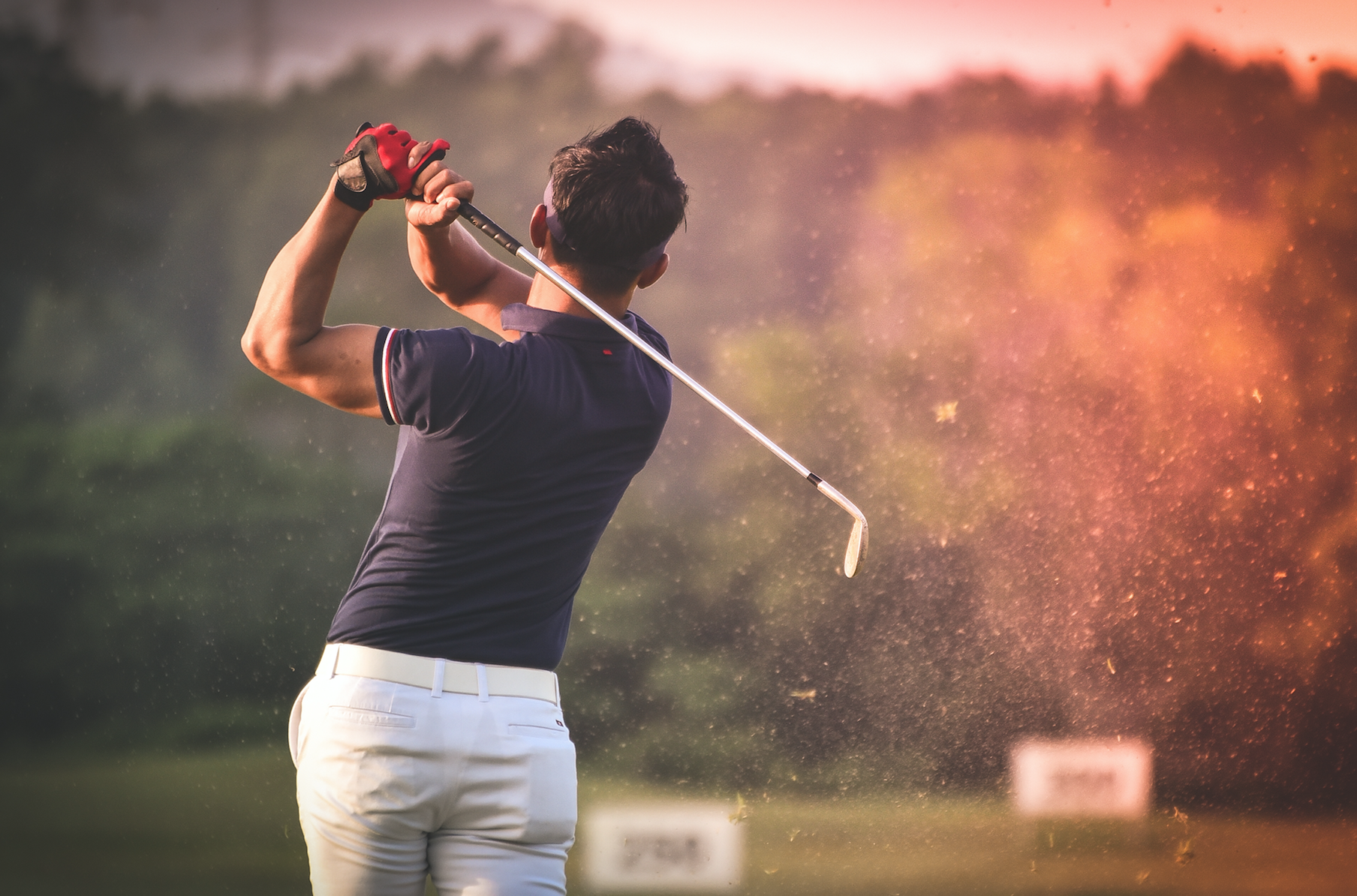 Jugador de golf- traumatologia deportiva