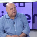 Dr. De Castro en RTV Marbella copia