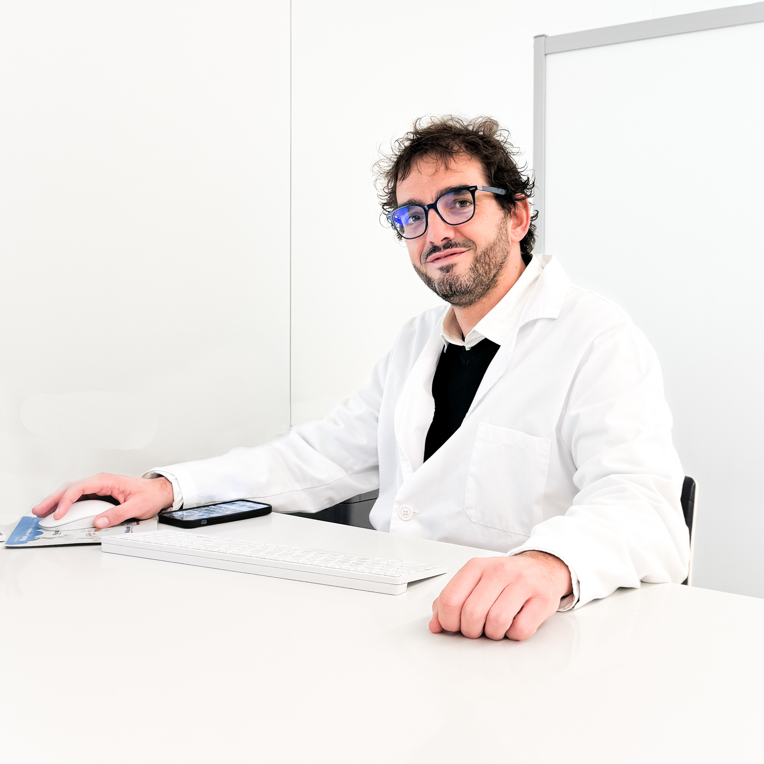 Dr. Diego Fernández García